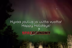 Joulukortti, missä revontulia Sodankylän taivaalla