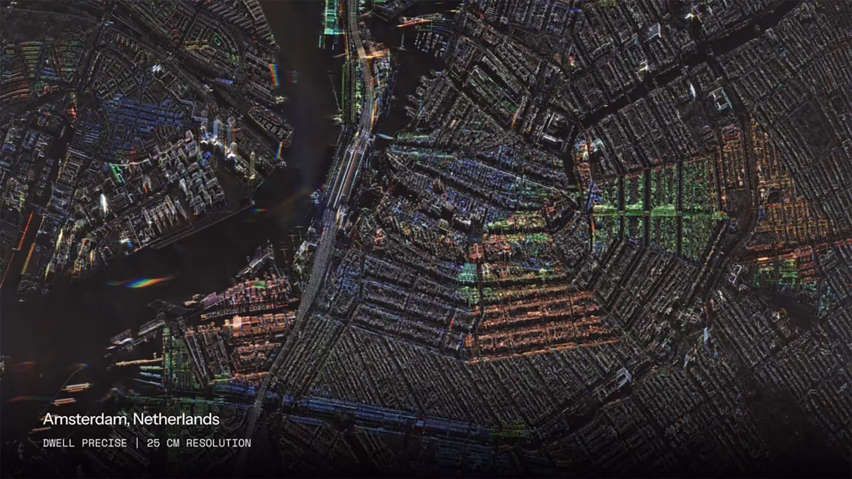 Amsterdam kuvattuna ICEYEn satelliitilla 25 cm:n resoluutiolla.